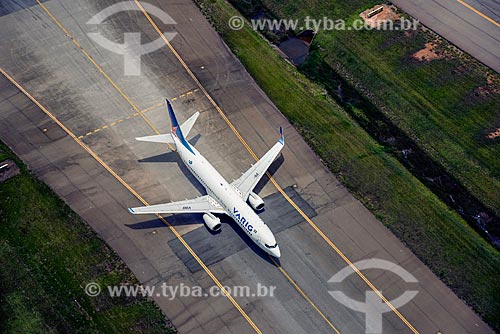  Aerial photo of airplane of VARIG taxiing - Sao Paulo-Guarulhos Governador Andre Franco Montoro International Airport  - Guarulhos city - Sao Paulo state (SP) - Brazil