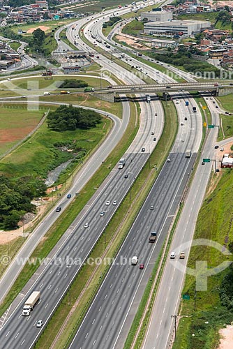  Snippet of Mario Covas Beltway - also known as Sao Paulo Metropolitan Beltway - between Carapicuiba and Osasco cities  - Carapicuiba city - Sao Paulo state (SP) - Brazil