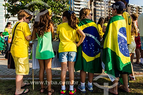  Children - manifestation against corruption and for the President Dilma Rousseff Impeachment - Beira Mar Norte Avenue  - Florianopolis city - Santa Catarina state (SC) - Brazil