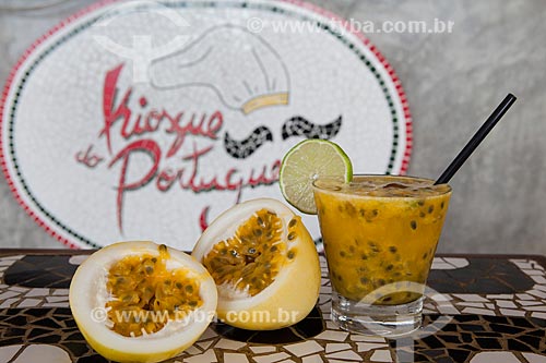  Detail of caipirinha of passion fruit and lemon - Portuguese Kiosk  - Rio de Janeiro city - Rio de Janeiro state (RJ) - Brazil