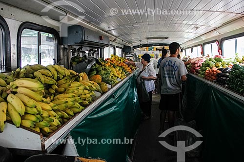  Varejao Volante - Bus used as an itinerant street fair  - Rio de Janeiro city - Rio de Janeiro state (RJ) - Brazil