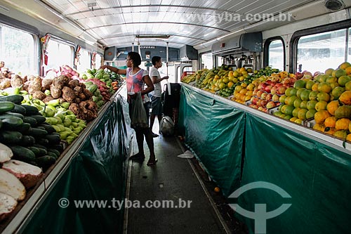  Varejao Volante - Bus used as an itinerant street fair  - Rio de Janeiro city - Rio de Janeiro state (RJ) - Brazil