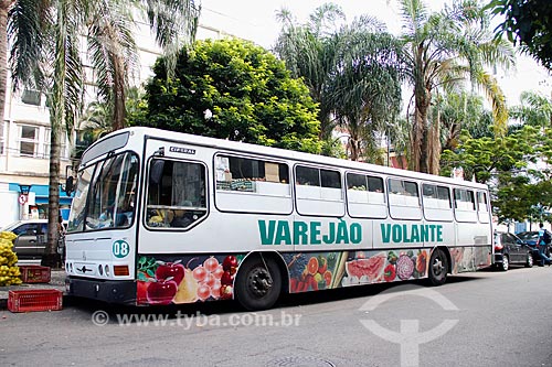  Varejao Volante - Bus used as an itinerant street fair  - Rio de Janeiro city - Rio de Janeiro state (RJ) - Brazil