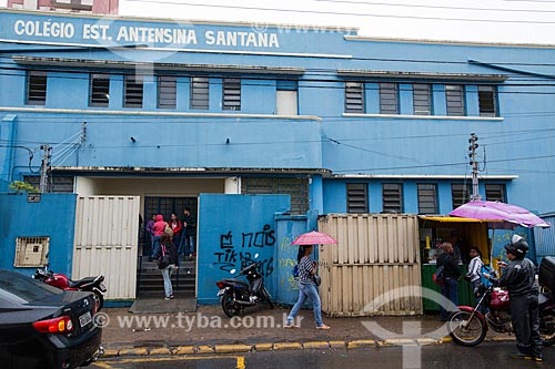  Entrance of Antensina Santana State School  - Anapolis city - Goias state (GO) - Brazil
