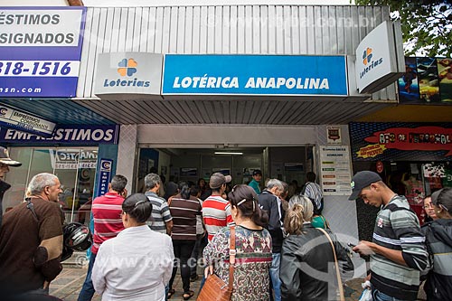  Queue - Lottery retailers  - Anapolis city - Goias state (GO) - Brazil