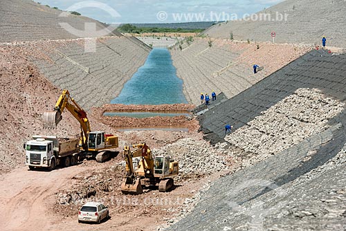  Construction of channel - project of Integration of Sao Francisco River with the watersheds of Northeast setentrional  - Floresta city - Pernambuco state (PE) - Brazil