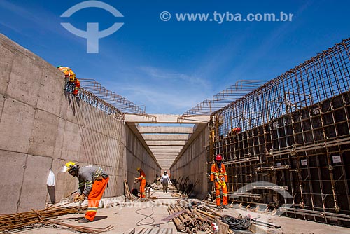  Aqueduct of the Project of Integration of Sao Francisco River over BR-316 highway  - Floresta city - Pernambuco state (PE) - Brazil