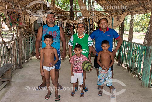  Family of Maguary Riparian Community - riverine that lived of the collection of latex - Tapajos National Forest  - Belterra city - Para state (PA) - Brazil