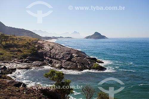  Macumba beach and Pontal Stone seen from Mirante of Roncador  - Rio de Janeiro city - Rio de Janeiro state (RJ) - Brazil