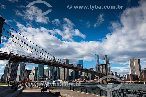  View of Brooklyn Bridge (1883) over of East River  - New York city - New York - United States of America