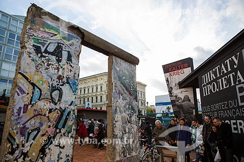  Part of the Berlin Wall still standing near of Checkpoint Charlie  - Berlin city - Berlin state - Germany