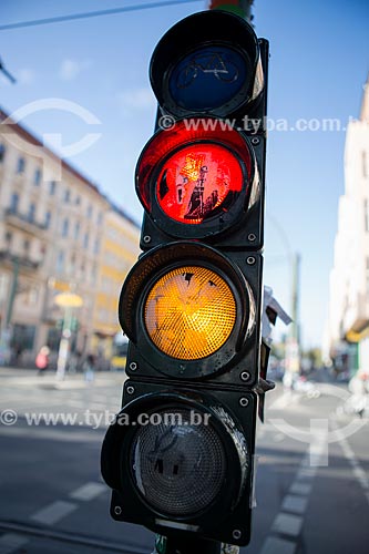  Detail of traffic light  - Berlin city - Berlin state - Germany
