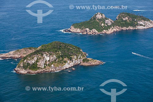  Aerial photo of Alfavaca and Pontuda islands - part of the Tijucas Islands  - Rio de Janeiro city - Rio de Janeiro state (RJ) - Brazil