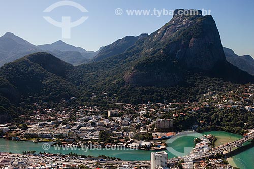  Aerial photo of the Joatinga Bridge with the Rock of Gavea in the background  - Rio de Janeiro city - Rio de Janeiro state (RJ) - Brazil