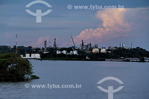  View of Isaac Sabba Refinery - also known as Manaus Refinery (REMAN) - from Negro River  - Manaus city - Amazonas state (AM) - Brazil