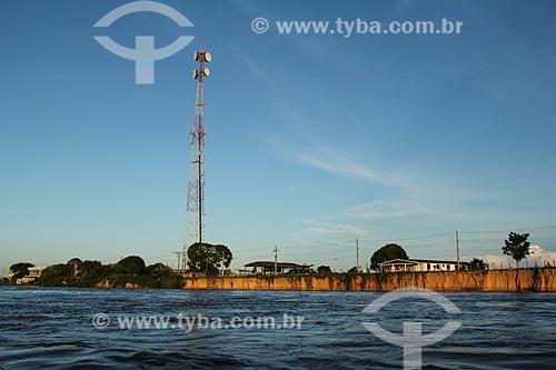  Cellular antenna on the banks of Amazonas River near to Parintins city  - Parintins city - Amazonas state (AM) - Brazil