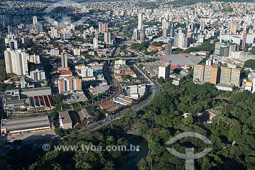  Aerial photo of Americo Renne Giannetti Municipal Park (1897) with the Andradas Avenue - Governador Israel Pinheiro Hospital (HGIP) to the right  - Belo Horizonte city - Minas Gerais state (MG) - Brazil