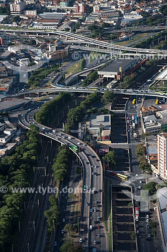  Aerial photo of Contorno Avenue with the Oeste Viaduct, Sarah Kubitschek Viaduct and the Hansen Araujo Viaduct  - Belo Horizonte city - Minas Gerais state (MG) - Brazil