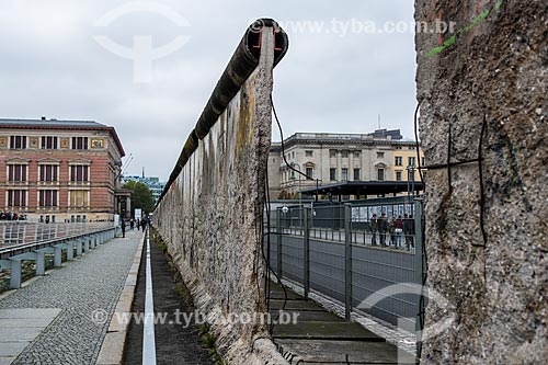  Part of the Berlin Wall still standing  - Berlin city - Berlin state - Germany