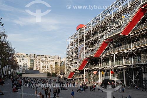 Facade of the Modern Art Museum of Paris (1977) - located at the National Center of Art and Culture Georges Pompidou  - Paris  - Paris department - France