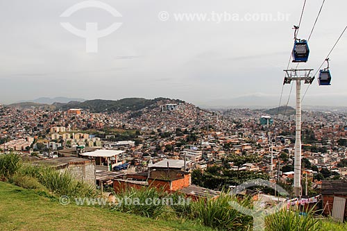  General view of Complex of Alemao with the Itarare - to the left - Alemao - center - and Baiana Stations of the Alemao Cable Car - operated by SuperVia  - Rio de Janeiro city - Rio de Janeiro state (RJ) - Brazil