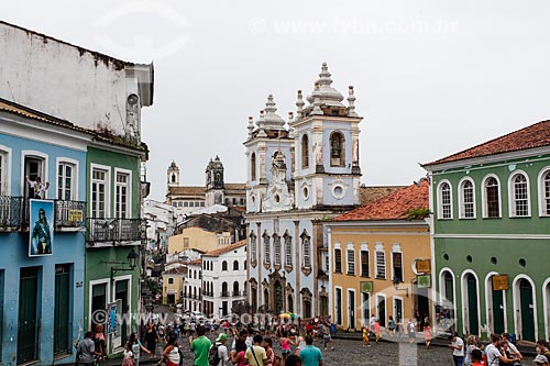  View of historic houses - Pelourinho with the Nossa Senhora do Rosario dos Pretos Church (XVIII century)  - Salvador city - Bahia state (BA) - Brazil