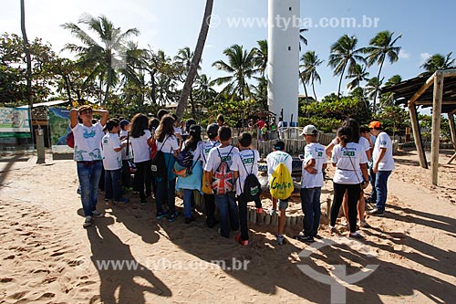  Children visiting the TAMAR Project  - Mata de Sao Joao city - Bahia state (BA) - Brazil