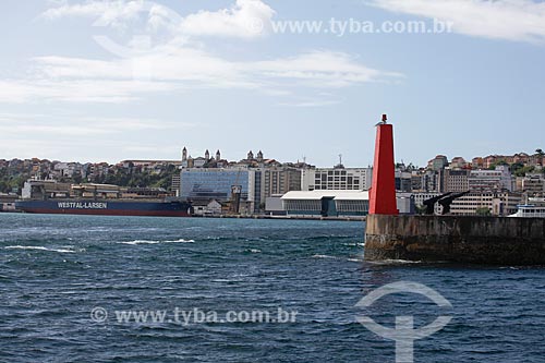  View of lighthouse with the Salvador Port (Docks Company of the State of Bahia - CODEBA) in the background from Todos os Santos Bay  - Salvador city - Bahia state (BA) - Brazil