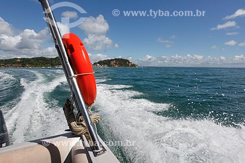  View of the Sao Paulo Hill from boat that makes crossing between Salvador and Morro de Sao Joao   - Cairu city - Bahia state (BA) - Brazil