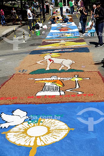  Salt carpet for the Corpus Christi procession - Chile Avenue  - Rio de Janeiro city - Rio de Janeiro state (RJ) - Brazil
