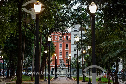  View of Julio Mesquita Square with the fountain in the background  - Sao Paulo city - Sao Paulo state (SP) - Brazil