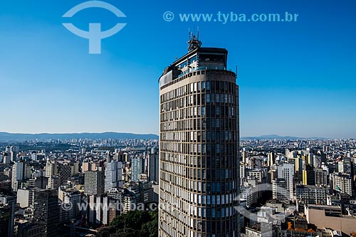  View of Circolo Italiano Building (1965) - also known as Italia Building - with the Mantiqueira Mountain Range in the background  - Sao Paulo city - Sao Paulo state (SP) - Brazil