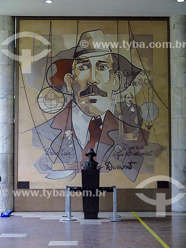  Picture and bust of Alberto Santos Dumont - Santos Dumont Airport  - Rio de Janeiro city - Rio de Janeiro state (RJ) - Brazil