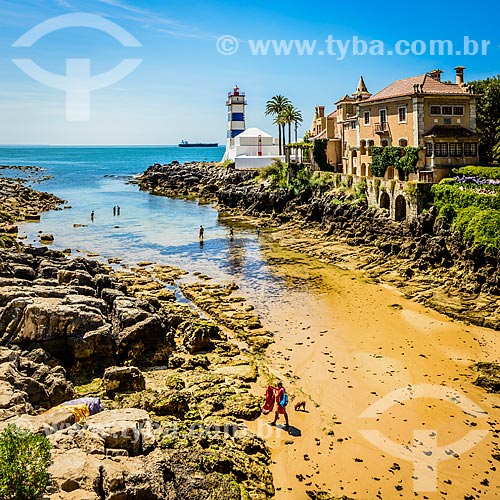  View of Santa Maria House with the Santa Marta Lighthouse in the background  - Cascais municipality - Cascais district - Portugal