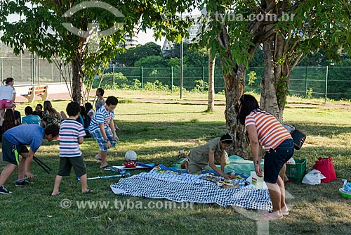  Family picnicking - Potycabana Park  - Teresina city - Piaui state (PI) - Brazil