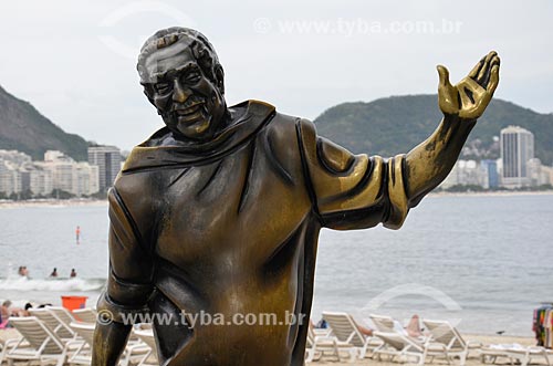  Statue of singer Dorival Caymmi (2008) on Post 6  - Rio de Janeiro city - Rio de Janeiro state (RJ) - Brazil