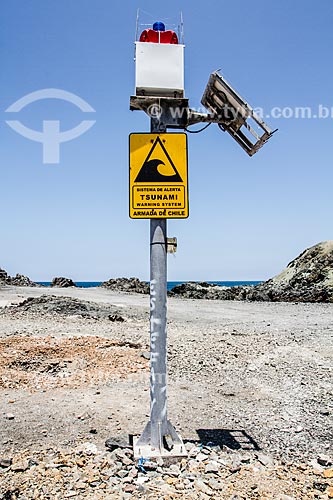  Tsunami warning system - Playa los Verdes (Los Verdes Beach)  - Iquique city - Iquique Province - Chile