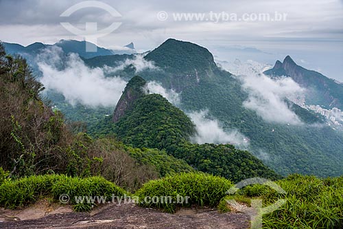  View of Christ the Redeemer and Morro Dois Irmaos (Two Brothers Mountain) from trail to Pedra Bonita (Bonita Stone) - Tijuca National Park  - Rio de Janeiro city - Rio de Janeiro state (RJ) - Brazil