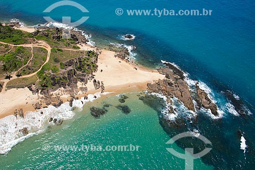  Aerial photo of the Pedra do Xareu Beach waterfront  - Cabo de Santo Agostinho city - Pernambuco state (PE) - Brazil