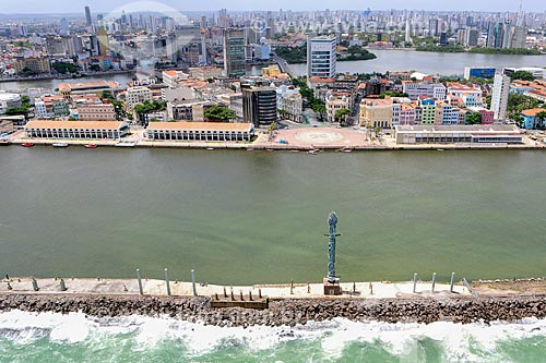  Aerial photo of the Sculpture Park - Recife Port estuary - with the Rio Branco Square - also know as Ground Zero - in the background  - Recife city - Pernambuco state (PE) - Brazil