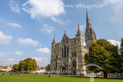  Facade of the Cathedral Church of the Blessed Virgin Mary (1320) - also known as Salisbury Cathedral  - Salisbury city - Wiltshire ceremonial counties - England