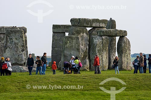  Tourists - Stonehenge  - Amesbury city - Wiltshire ceremonial counties - England