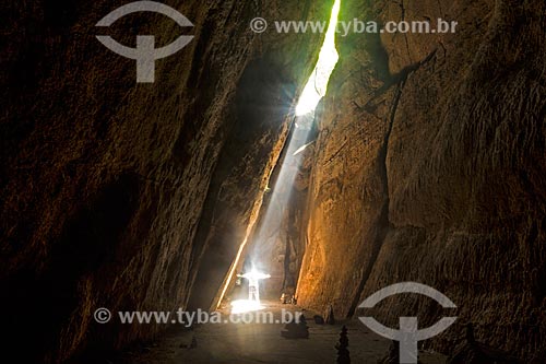  Inside of the Morcegos Grotto (Bats Grotto) - Tijuca National Park  - Rio de Janeiro city - Rio de Janeiro state (RJ) - Brazil