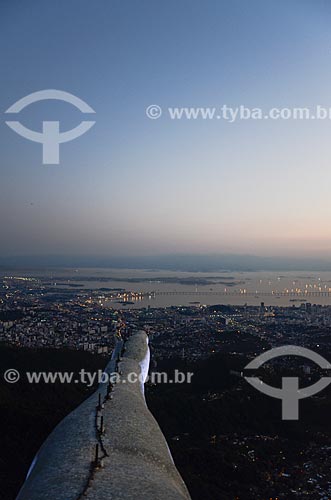  View of the dawn at north zone with Rio-Niteroi Bridge in the background from Christ the Redeemer  - Rio de Janeiro city - Rio de Janeiro state (RJ) - Brazil