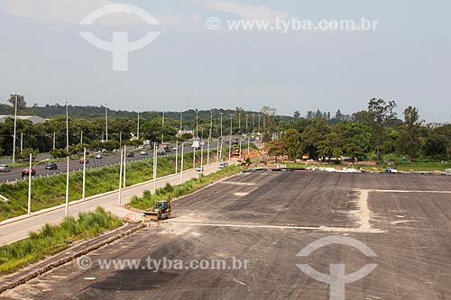  View of Brasil Avenue  - Rio de Janeiro city - Rio de Janeiro state (RJ) - Brazil