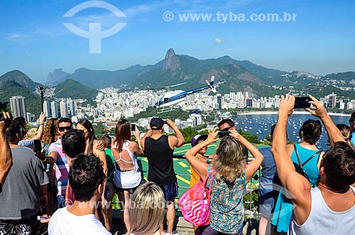  Tourists - Urca Mountain with the Christ the Redeemer in the background  - Rio de Janeiro city - Rio de Janeiro state (RJ) - Brazil