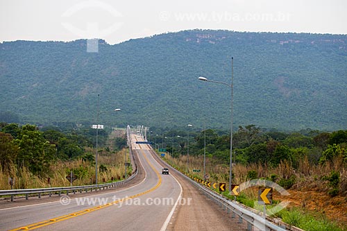  TO-445 highway with the Imigrantes Nordestinos Padre Cicero Jose de Sousa Bridge (2011) in the background  - Lajeado city - Tocantins state (TO) - Brazil