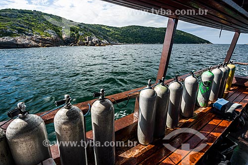  Cylinders of compressed air diving - Arraial do Cabo city waterfront  - Arraial do Cabo city - Rio de Janeiro state (RJ) - Brazil
