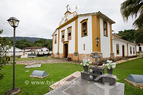  Tomb - cemetery of the Nossa Senhora das Merces Church (XVIII century)  - Tiradentes city - Minas Gerais state (MG) - Brazil