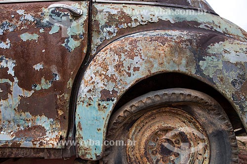  Detail of car scrap - junkyard  - Tiradentes city - Minas Gerais state (MG) - Brazil